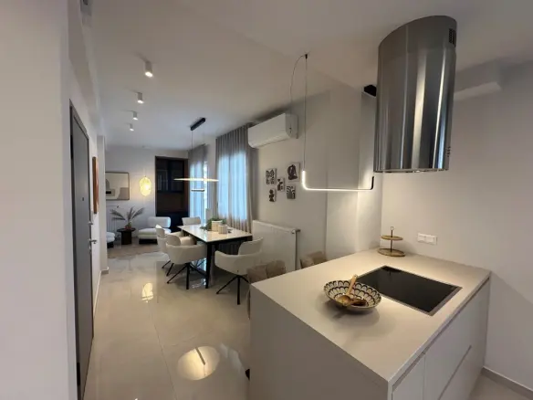 3-bedroom Flat In Center Of Thessaloniki, Greece (115 M²)