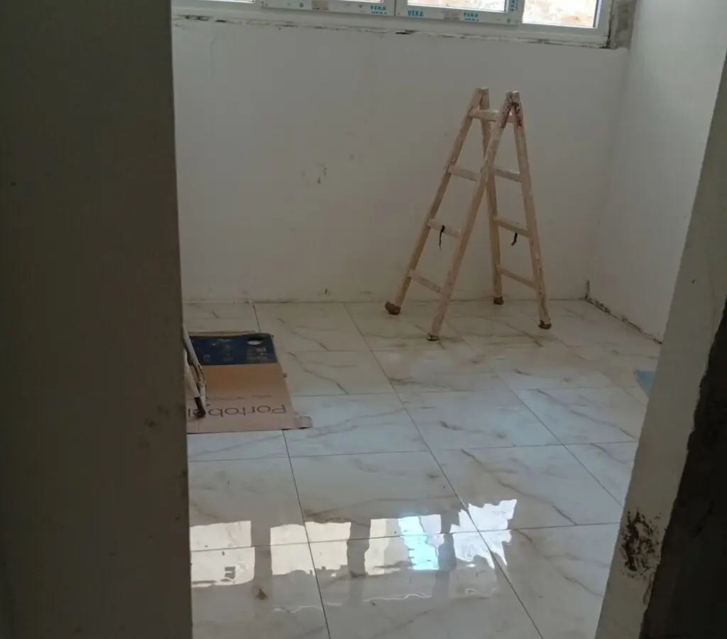 Flat In Toumpa, Greece (200 M²)