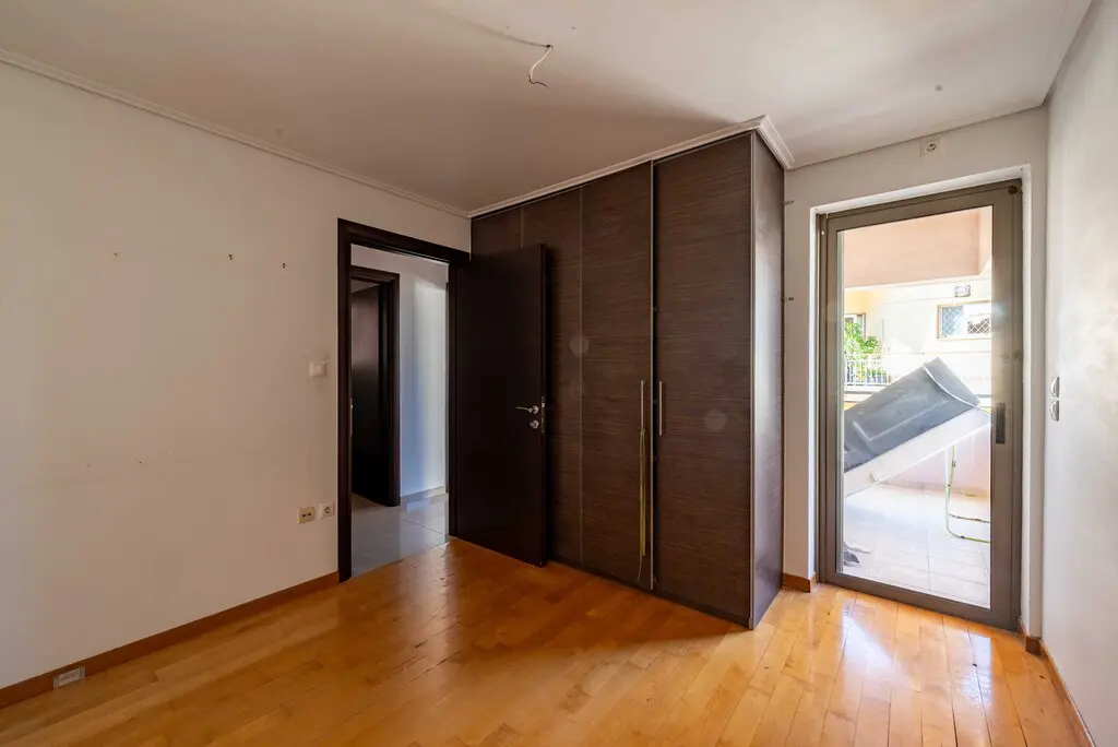 Maisonette Of 169 M² In Athens
