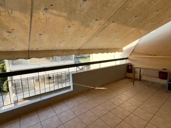 Flat Of 89 M² In Athens