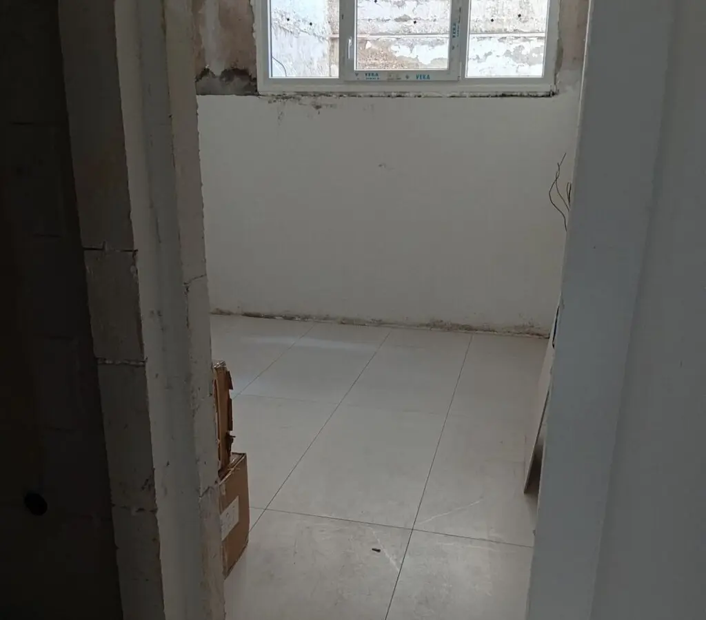 Flat In Toumpa, Greece (200 M²)