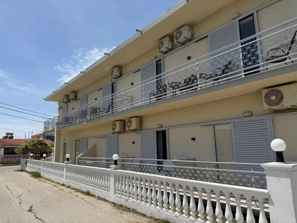 Hotel Of 480 M² In Corfu