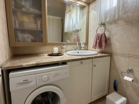 2-bedroom Maisonette In Amarinthos, Greece (145 M²)