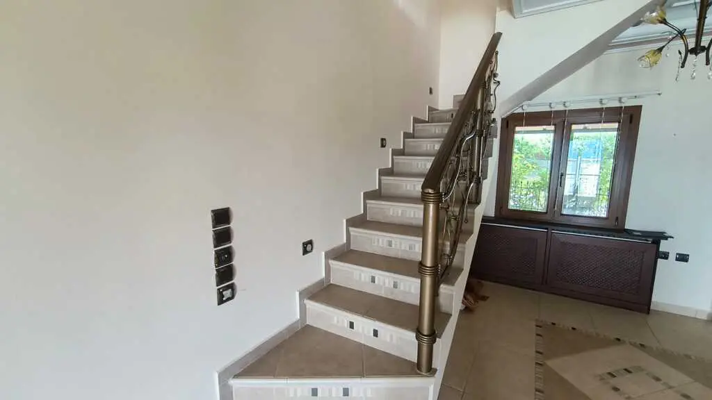 Maisonette Of 112 M² In Olympic Coast