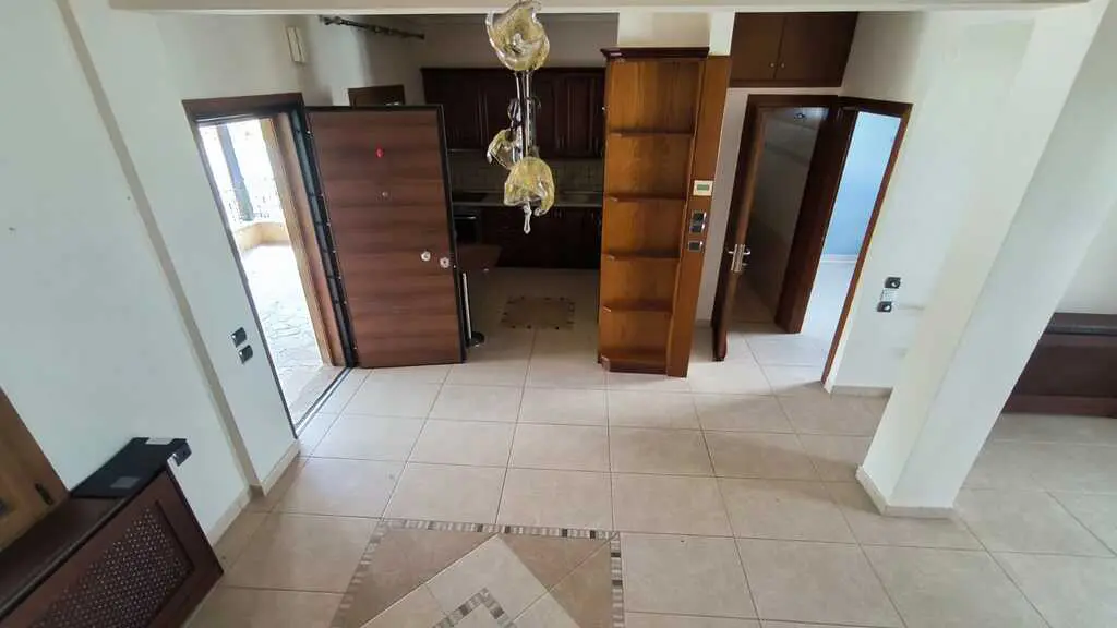 Maisonette Of 112 M² In Olympic Coast
