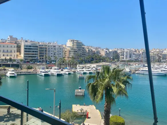 3-bedroom Flat In Kastella – Passalimani, Greece (105 M²)