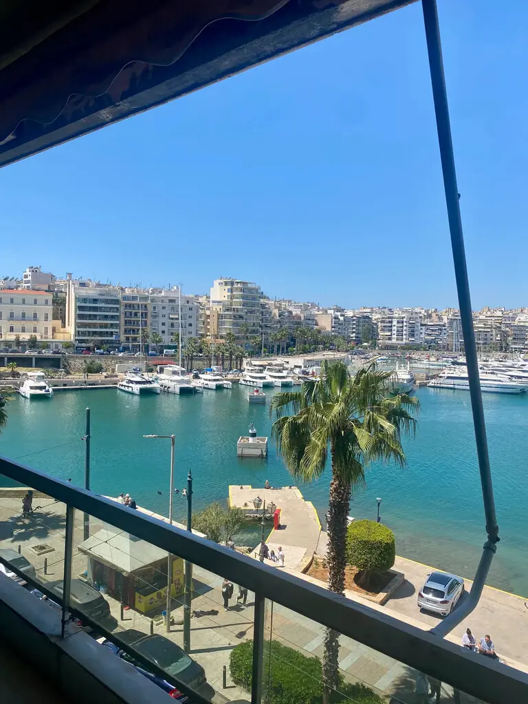 Flat Of 105 M² In Athens