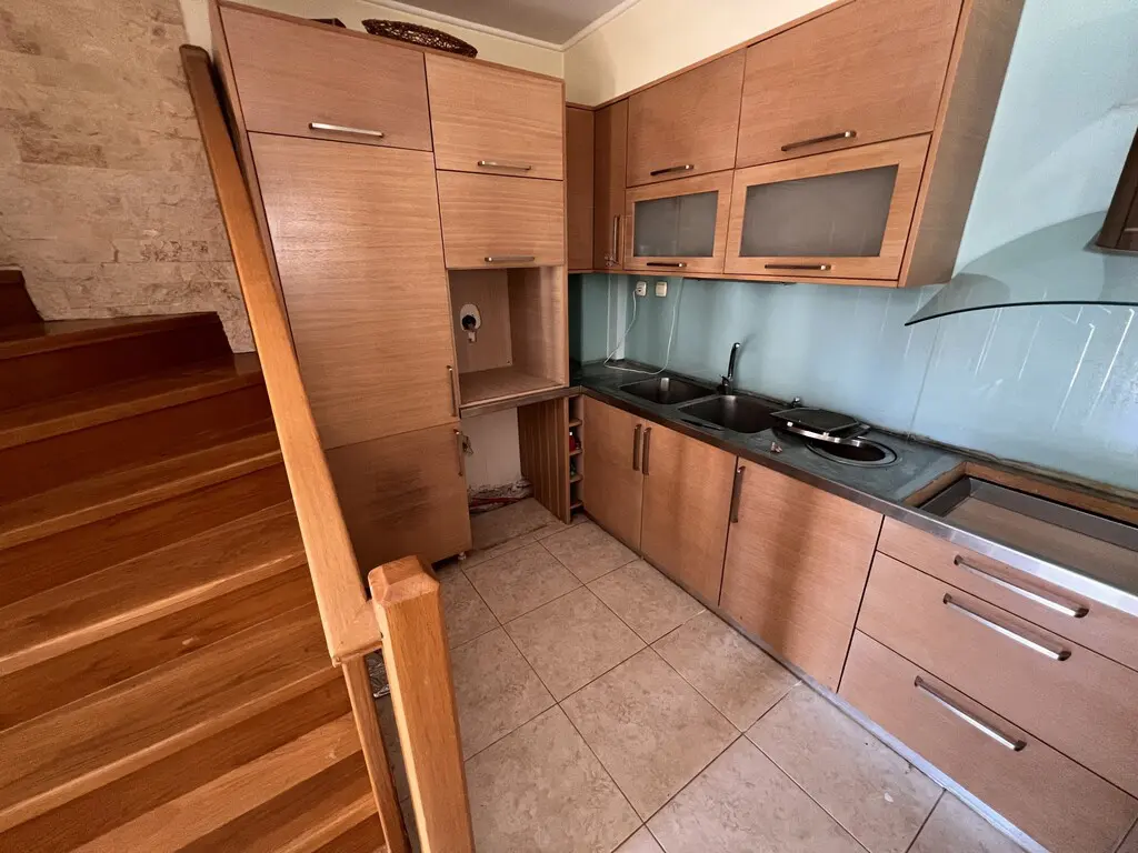 Maisonette Of 162 M² In Athens