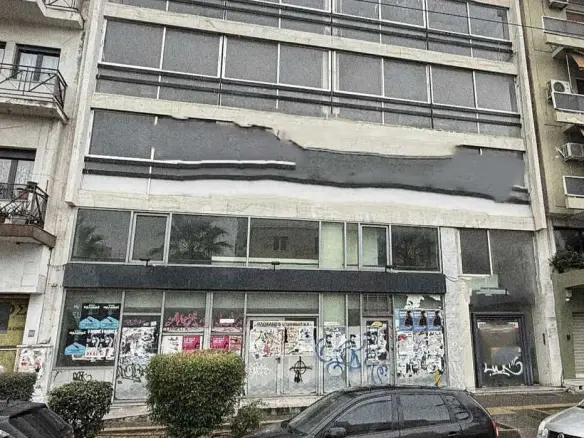 Building Of 1100 M² In Athens