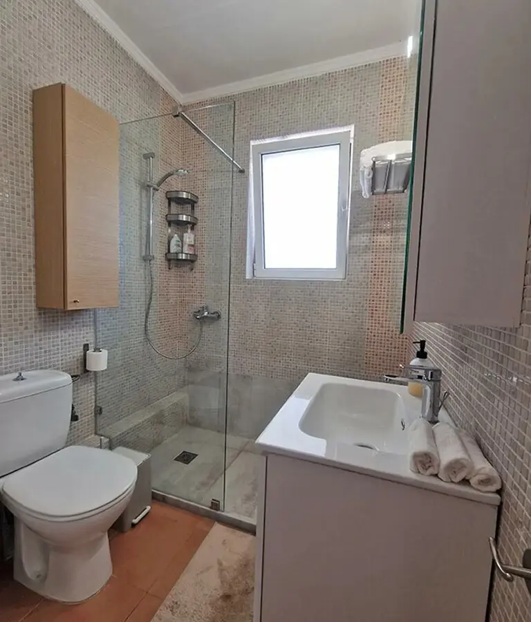 4-bedroom Maisonette In Rafina, Greece (105 M²)