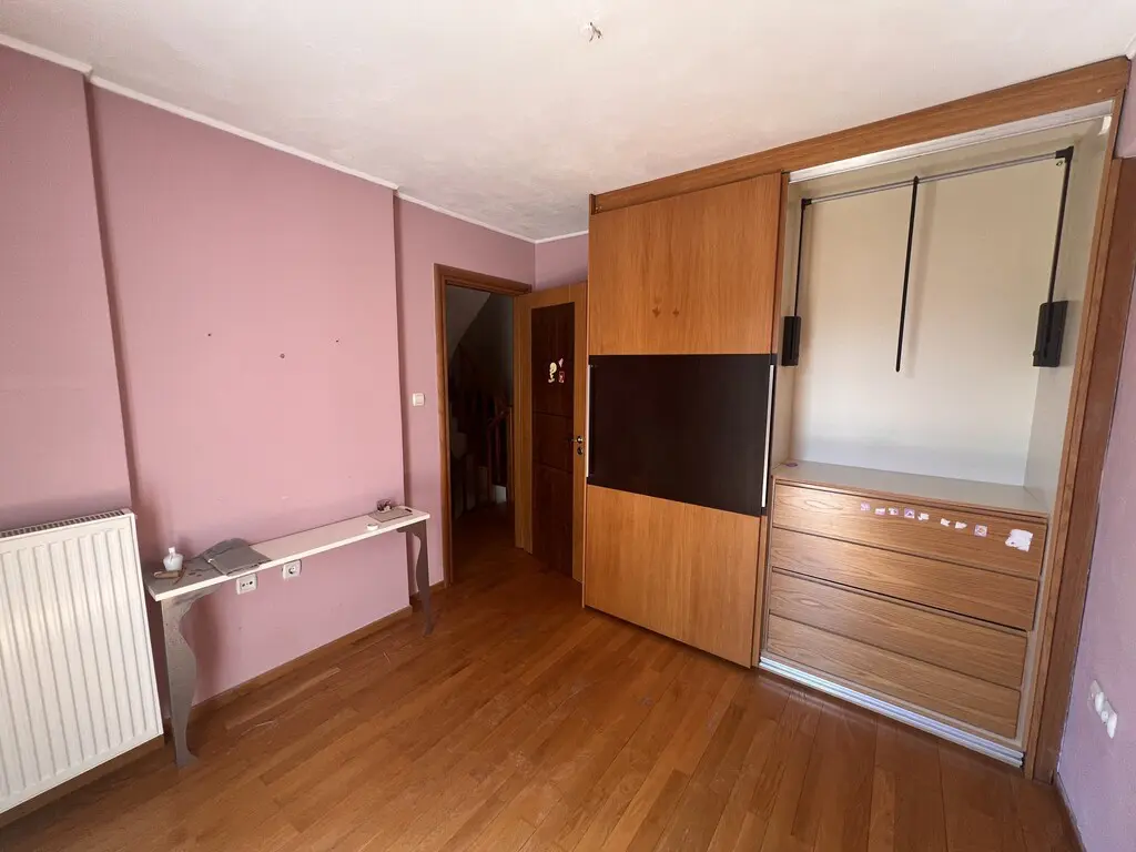 Maisonette Of 162 M² In Athens