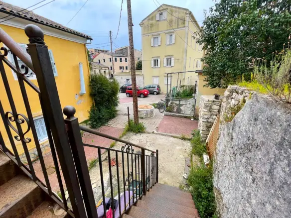 Flat Of 104 M² In Corfu