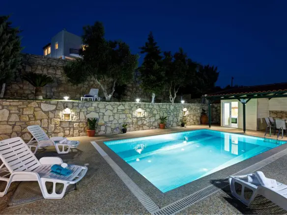 Villa Of 250 M² In Crete