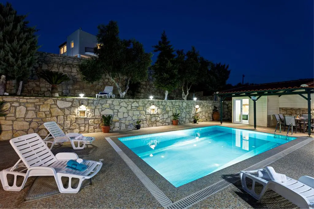 Villa Of 250 M² In Crete