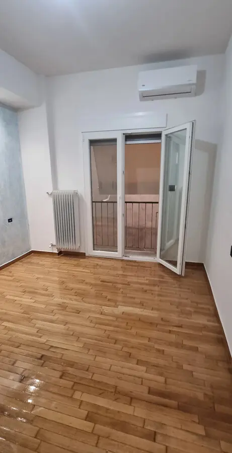 2-bedroom Flat In Kipseli, Greece (78 M²)