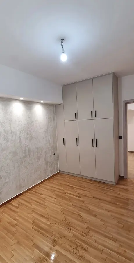 2-bedroom Flat In Kipseli, Greece (78 M²)