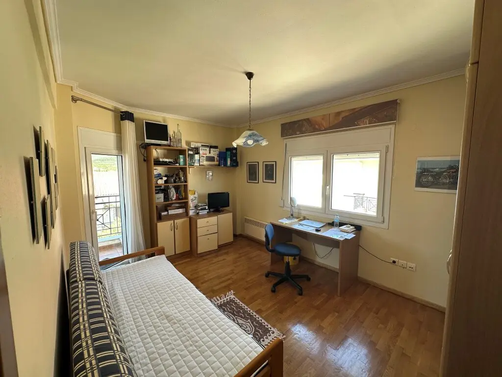 Flat Of 200 M² In The Suburbs Of Thessaloniki