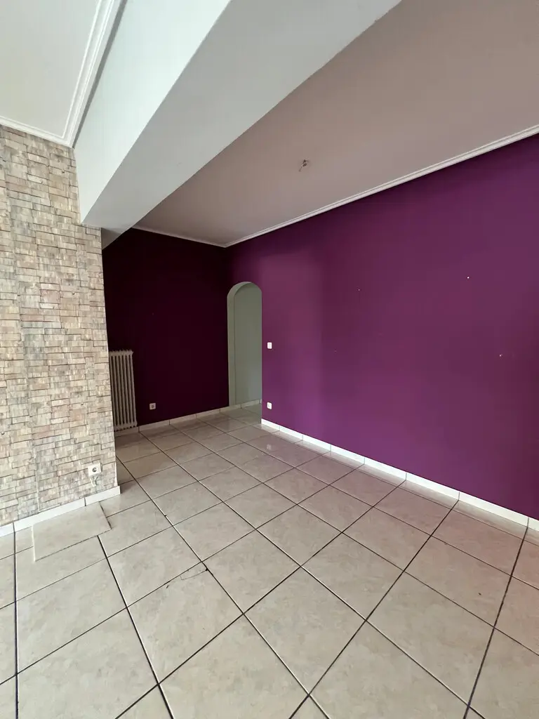 Flat Of 89 M² In Athens