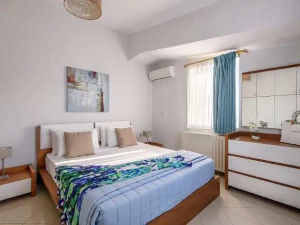 5-bedroom Villa In Gazi, Greece (413 M²)
