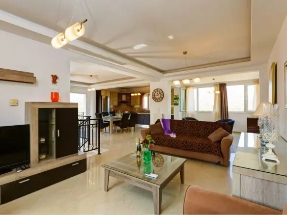 Villa Of 250 M² In Crete