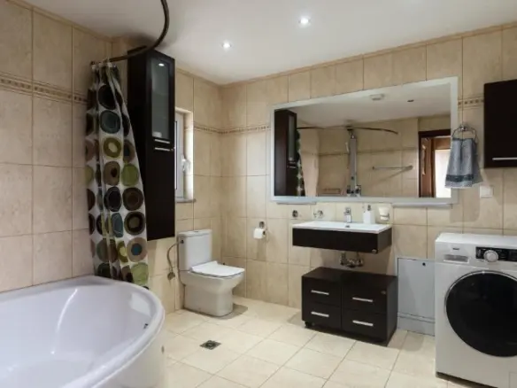 4-bedroom Villa In Mousouroi, Greece (386 M²)