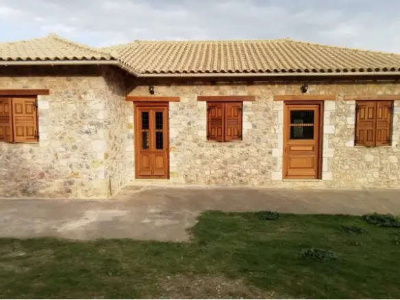 4-bedroom Detached House In Mistras, Greece (260 M²)