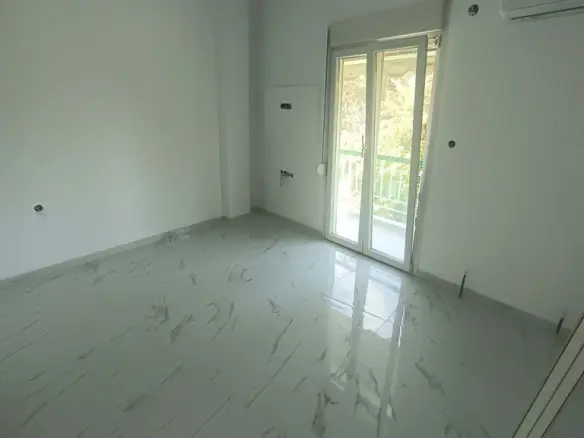 1-bedroom Flat In Pylea, Greece (60 M²)