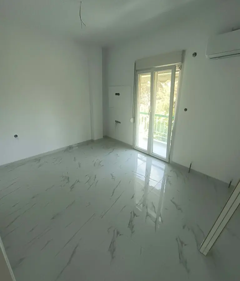 1-bedroom Flat In Pylea, Greece (60 M²)