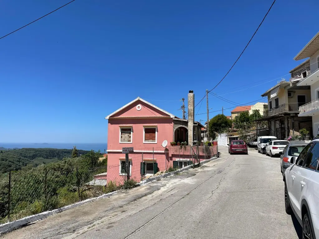 Land Of 710 M² In Corfu