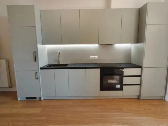 2-bedroom Flat In Center Of Thessaloniki, Greece (78 M²)