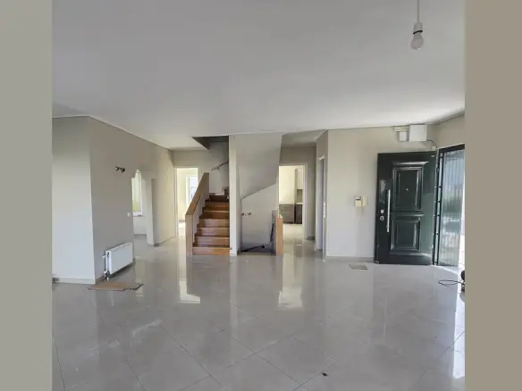 4-bedroom Detached House In Pikermi, Greece (380 M²)