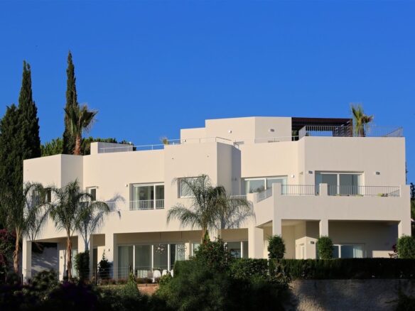 Contemporary Luxury Villa With Sea Views In El Rosario, Marbella East.