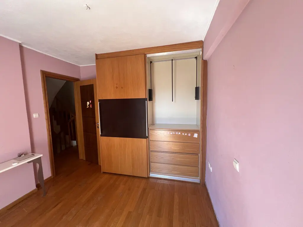 Maisonette Of 162 M² In Athens