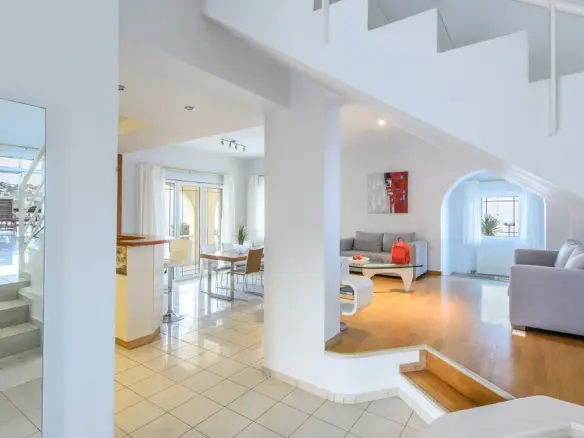 5-bedroom Villa In Gazi, Greece (413 M²)