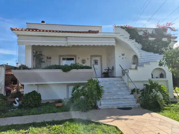 Detached House Of 200 M² In Peloponnese