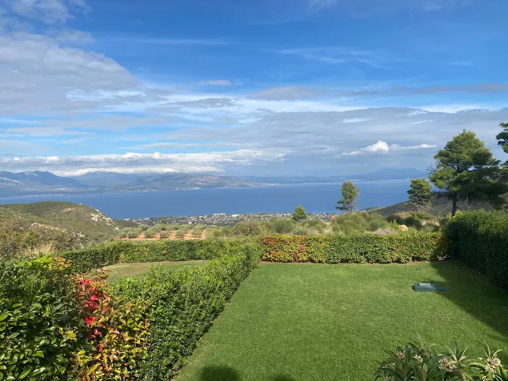 Maisonette Of 250 M² In Attica