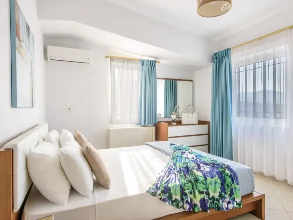 5-bedroom Villa In Gazi, Greece (413 M²)