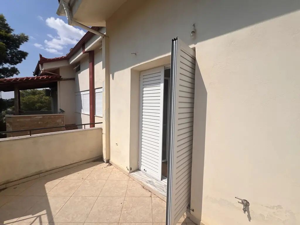 Maisonette Of 162 M² In Athens