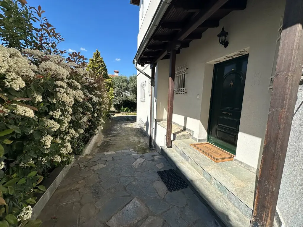 Flat Of 200 M² In The Suburbs Of Thessaloniki