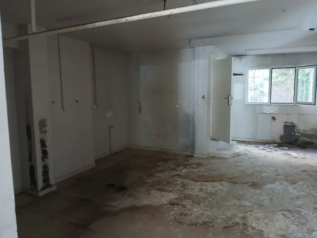 Commercial Property Of 477 M² In Athens