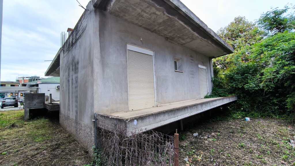 Detached House Of 103 M² In Olympic Coast