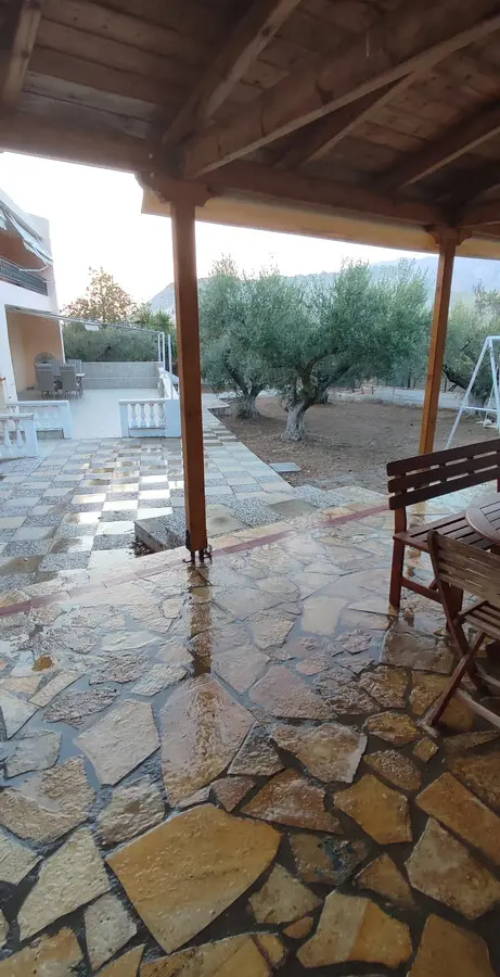 5-bedroom Detached House In Loutraki-perachora, Greece (225 M²)