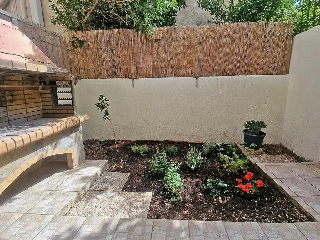 Maisonette Of 105 M² In Attica