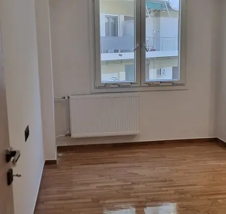 2-bedroom Flat In Kipseli, Greece (78 M²)