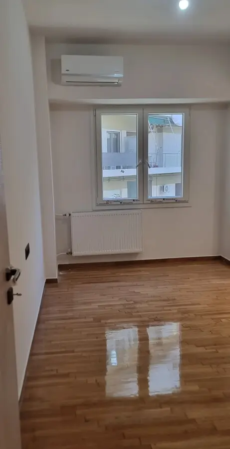 2-bedroom Flat In Kipseli, Greece (78 M²)