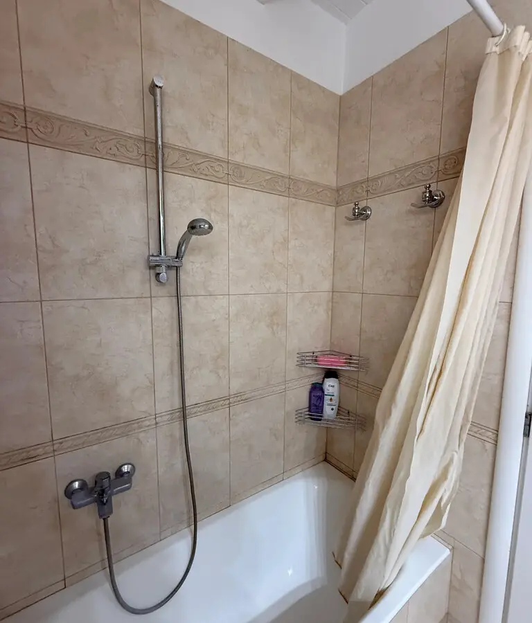 2-bedroom Maisonette In Amarinthos, Greece (145 M²)