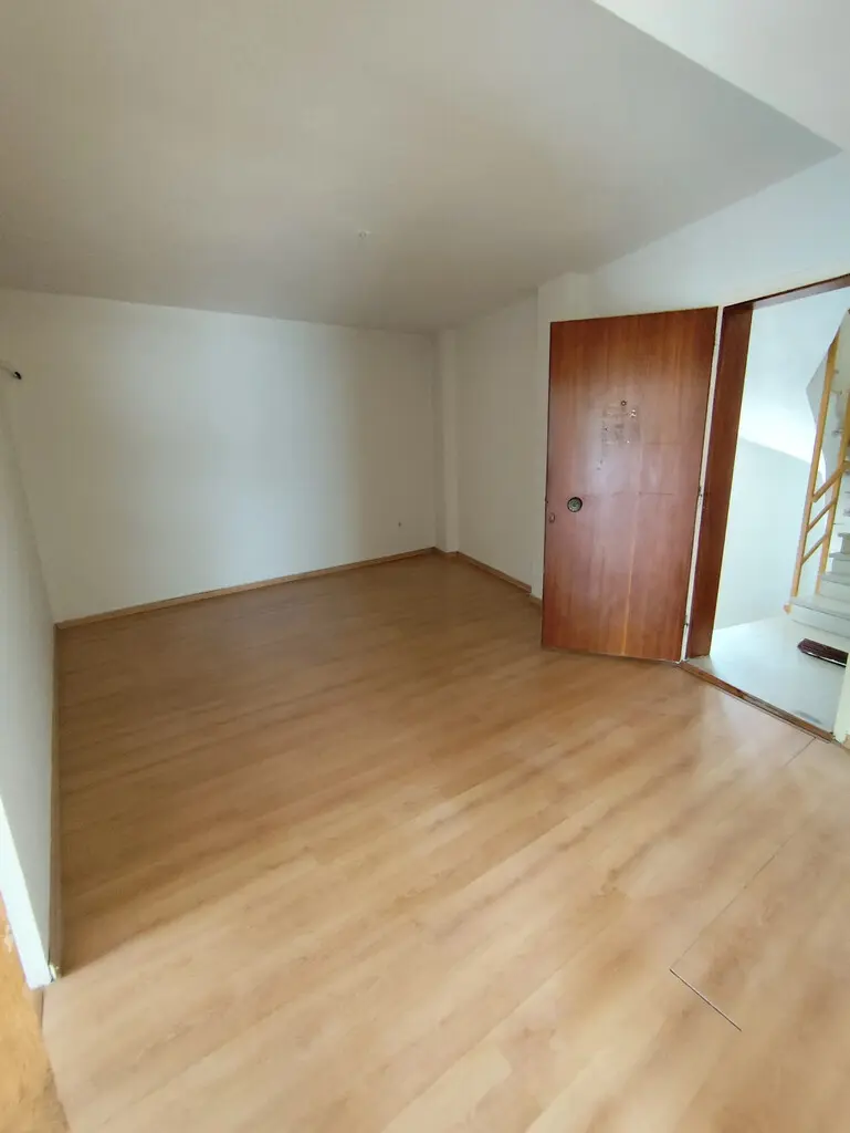 Flat Of 100 M² In Athens