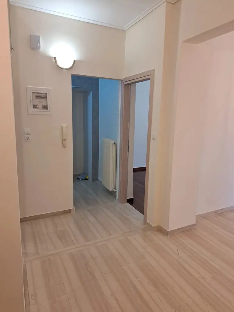 Flat Of 52 M² In Athens