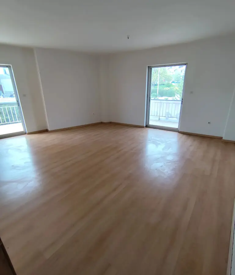 2-bedroom Flat In Petroupoli, Greece (100 M²)