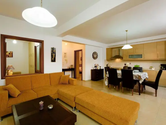 Villa Of 250 M² In Crete